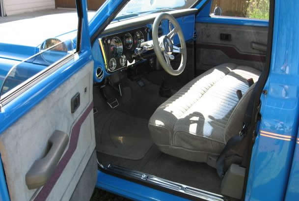 1972 Chevy Cheyenne Show Truck Interior